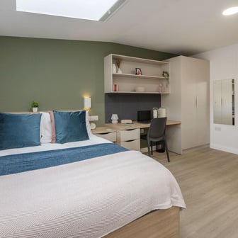 Classic Studio - Image 1