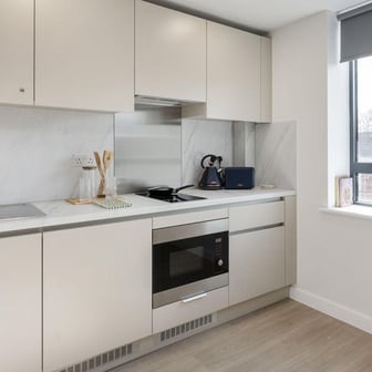 Classic Plus Studio - Image 9