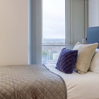 Classic Ensuite - Image 1