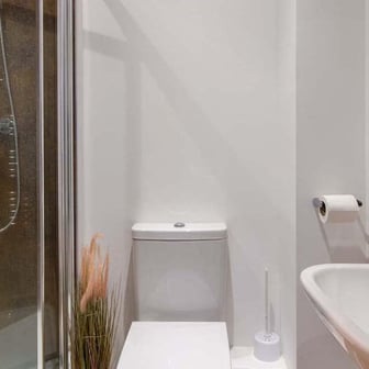 Premium Ensuite - Image 4