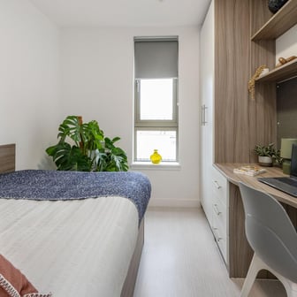 Bronze Sky View Ensuite - Image 4