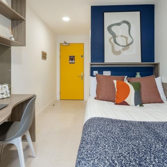 Bronze Ensuite - Image 2