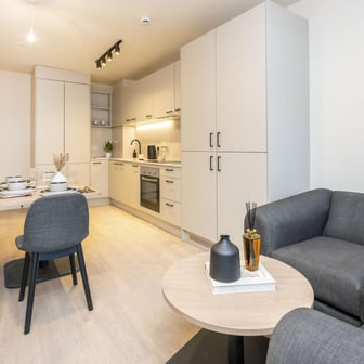 Standard Ensuite - Image 9