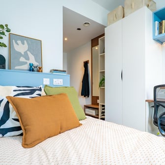 Premium 5 Bed Ensuite - Image 1