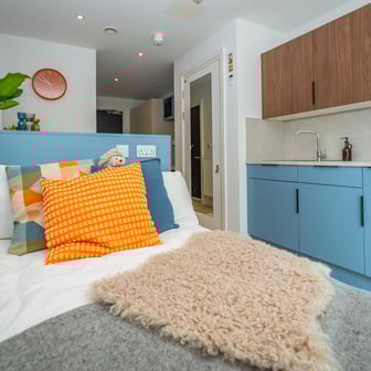 Bronze Studio - Image 1