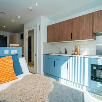 Silver Studio - Image 1