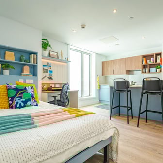 Gold Studio - Image 1