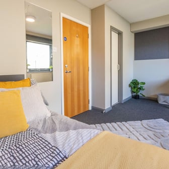 Premium Ensuite - Image 1