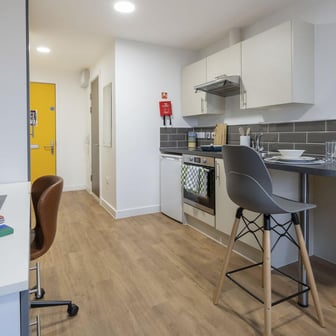 Silver Studio - Image 4