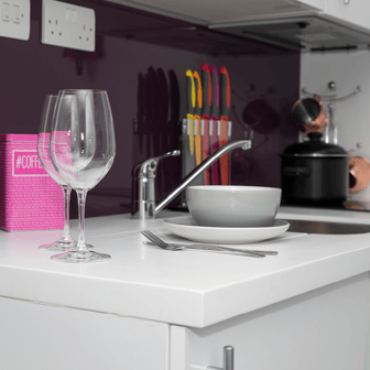 Large Standard Plus Studio - Image 3