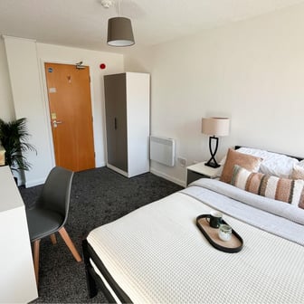 Deluxe Room - Image 1