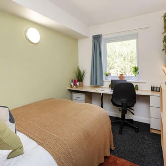 Ensuite - Image 1