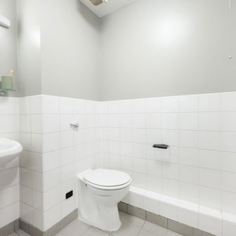 Classic Plus Ensuite - Image 5