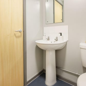 Premium Plus Ensuite - Image 4