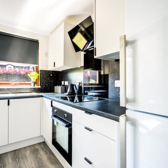 3 bed - Image 4