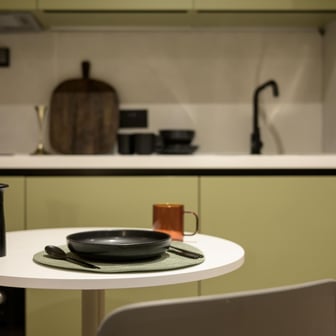 Deluxe Studio Wet Room - Image 2