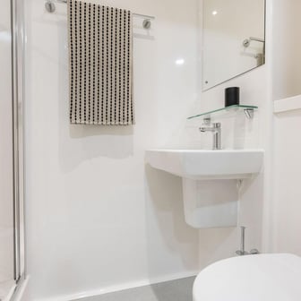 Classic Plus Ensuite - Image 8