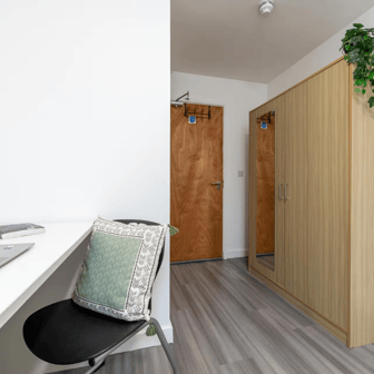 Silver Non Ensuite - Image 2