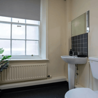Silver Non Ensuite - Image 9