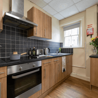 Silver Non Ensuite - Image 11