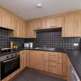 Bronze 2 Bed Apartment - Image 4
