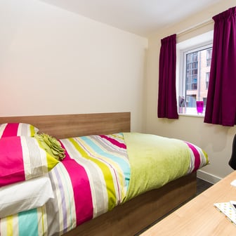 Studio (small) - Image 2