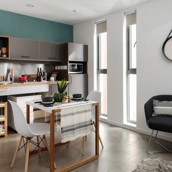 Deluxe Studio - Image 4