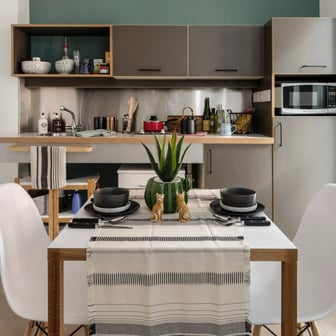 Deluxe Studio - Image 6