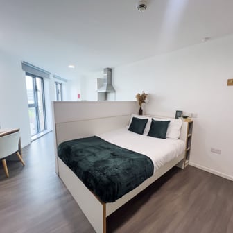 Studio Gold - Image 1