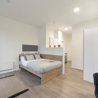 Studio Platinum - Image 1