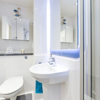 Studio bronze - Image 4