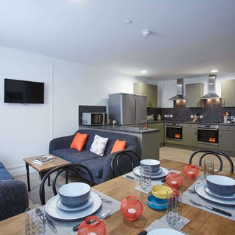 En-suite diamond - Image 3