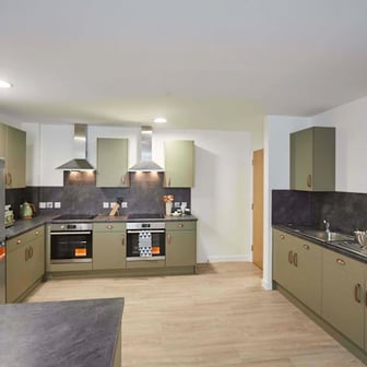 Ensuite - Bronze - Image 3