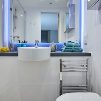 Studio - Bronze - Image 3