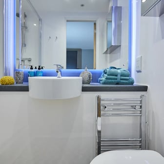 Studio - Bronze - Image 3