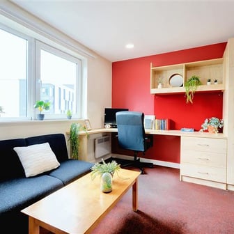 Apartment top floor - Image 1