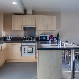 Ensuite gold - Image 3