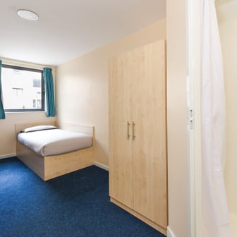 Ensuite gold - Image 2