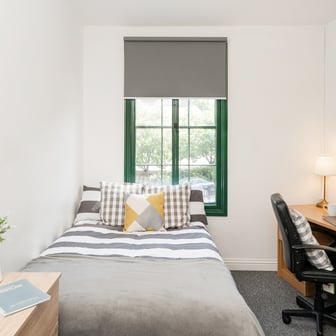 Two bed apartment bronze - Image 1