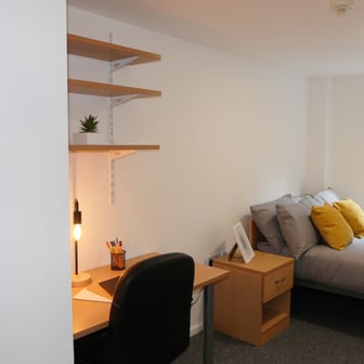 Ensuite - Silver - Image 2