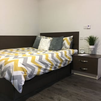 Two bed apartment bronze - Image 1