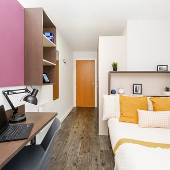 Ensuite Gold - Image 2