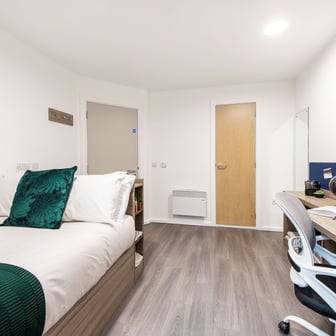 Two Bed Apartment - Image 1