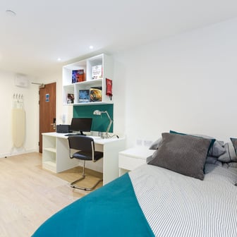 Studio silver - Image 5