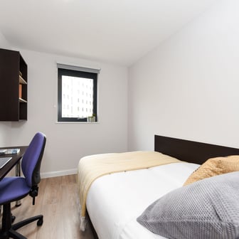 Ensuite Silver - Image 1