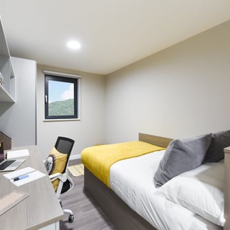 Ensuite Gold - Image 1