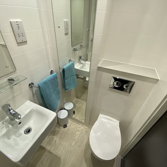 Studio Bronze - Image 3