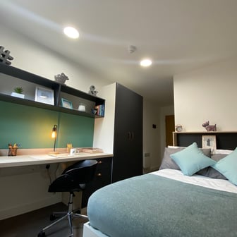 En-suite diamond - Image 1