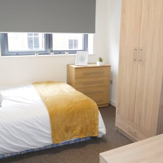 Two bed apartment bronze - Image 2