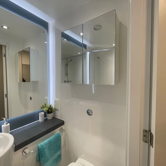 Studio Bronze - Image 3